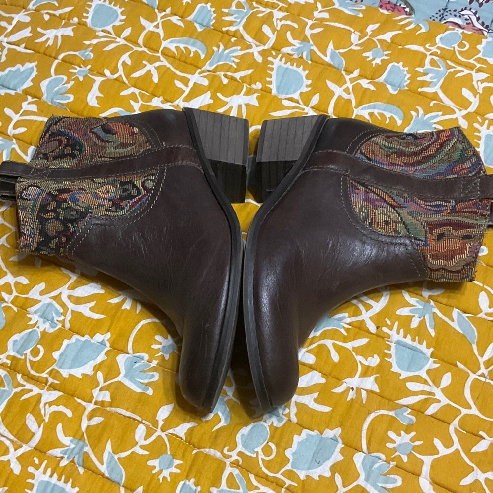 🔥Final Mark Down! LOGG H & M Ankle Boots with Multicolor Tapestry - Picture 3 of 12
